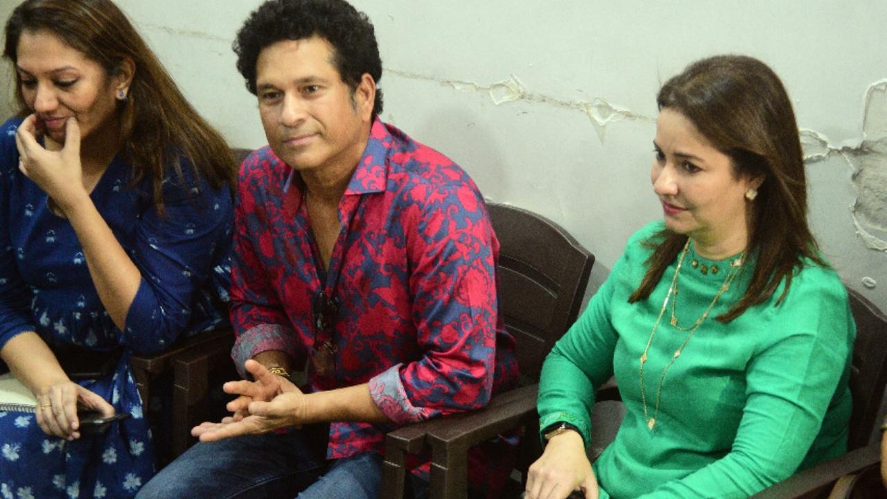 Sachin Tendulkar was accompanied by his wife Anjali Tendulkar.