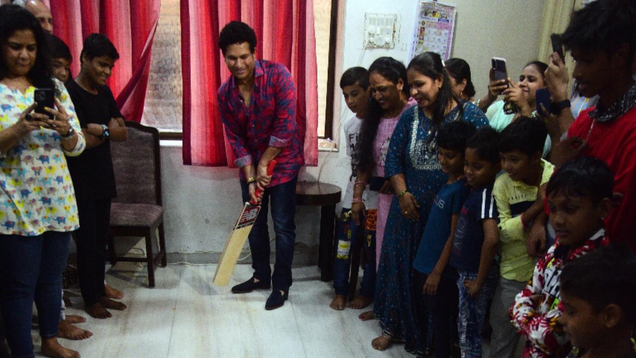 The centre, Happy Feet Home, was started in August 2014 with the aim to provide free of cost emotional, psycho-social, educational/vocational and nutritional support to children and young adults with life threatening and life limiting illnesses such as HIV, Thalassemia Major and Cancer.