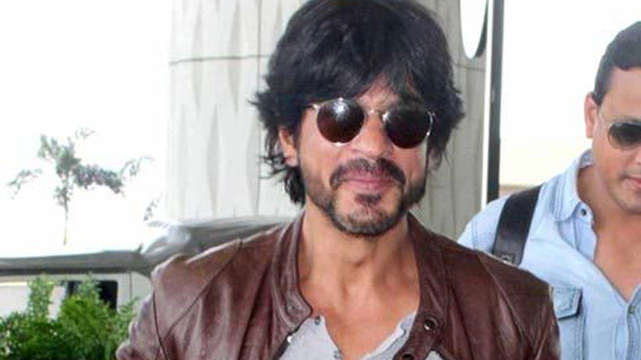 Will burn Shah Rukh Khan alive: Ayodhya seer