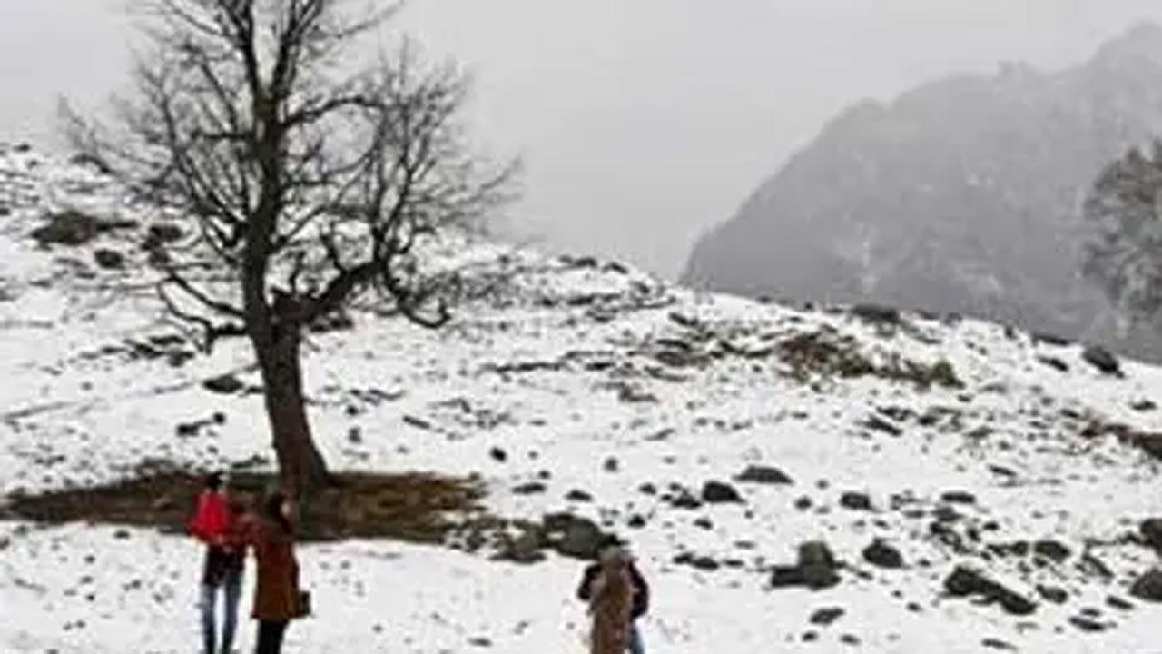 Srinagar records coldest night of season