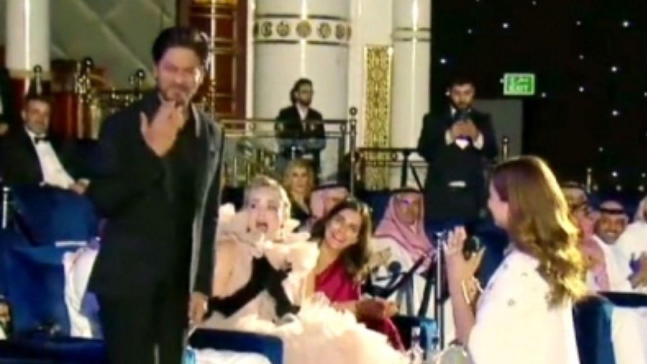 Red Sea Festival: Sharon Stone gasps, she can't believe she's next to SRK