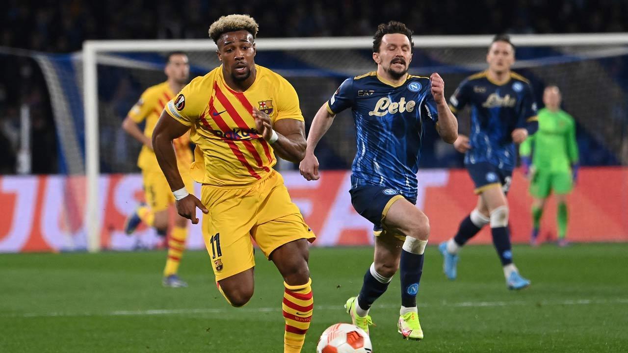 Europa League: Barca storm into Last 16