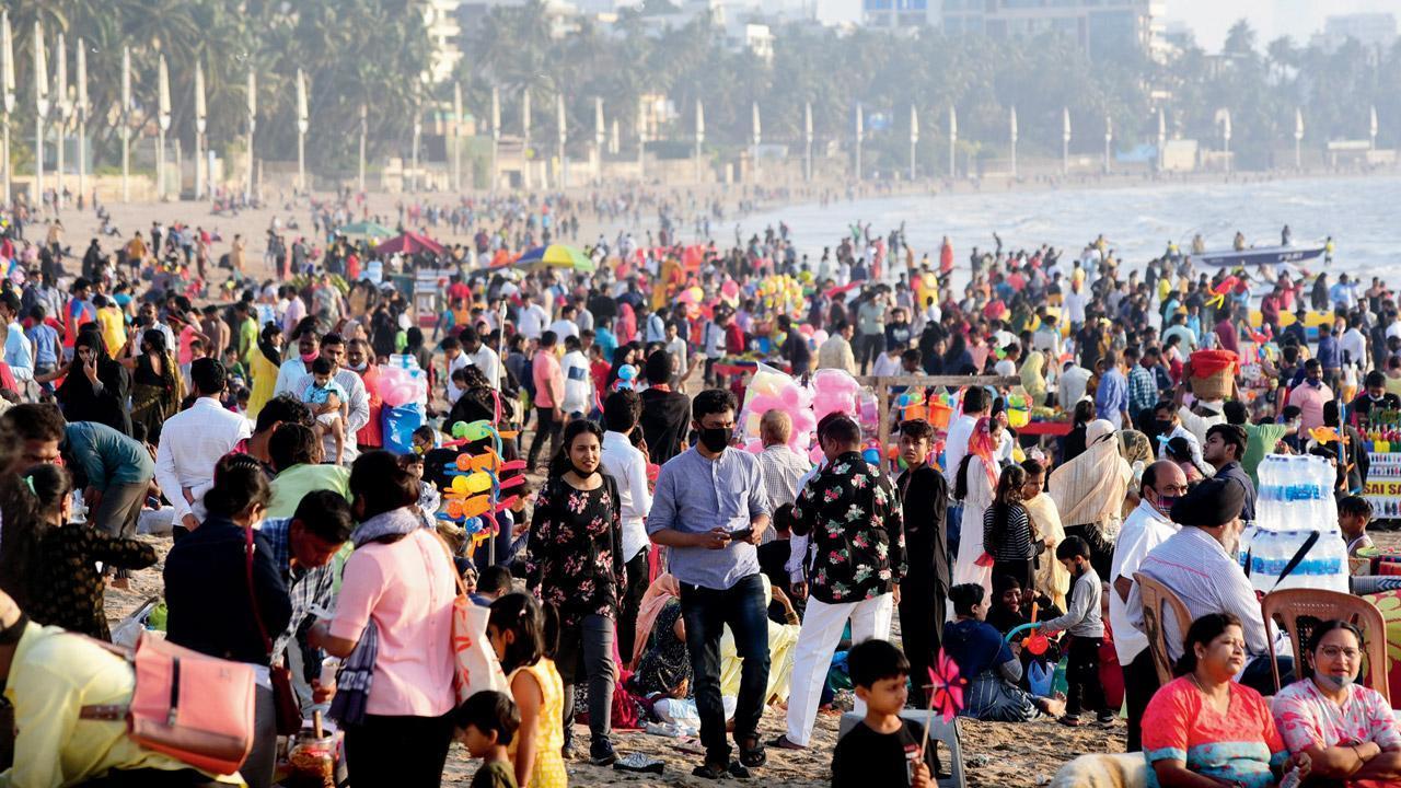 Covid-19: Mumbai reports 367 cases, 1 death