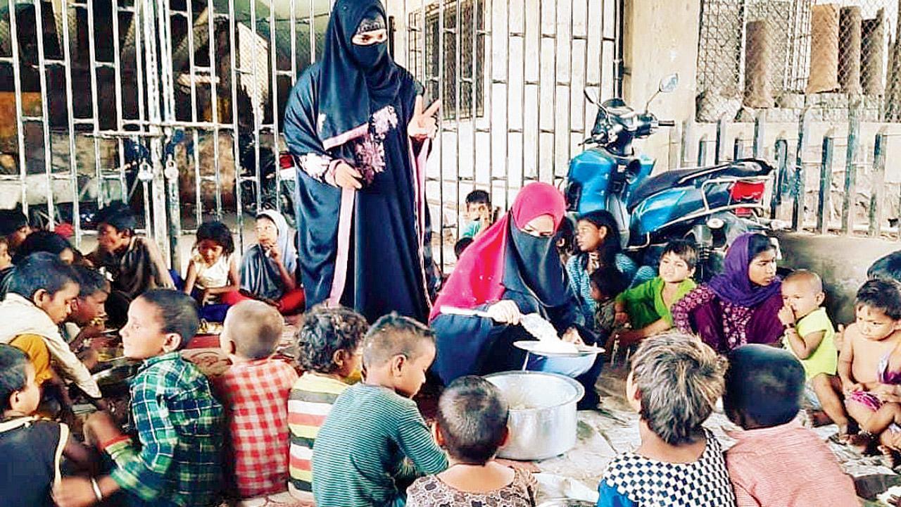Widows helping Mumbai fight malnutrition