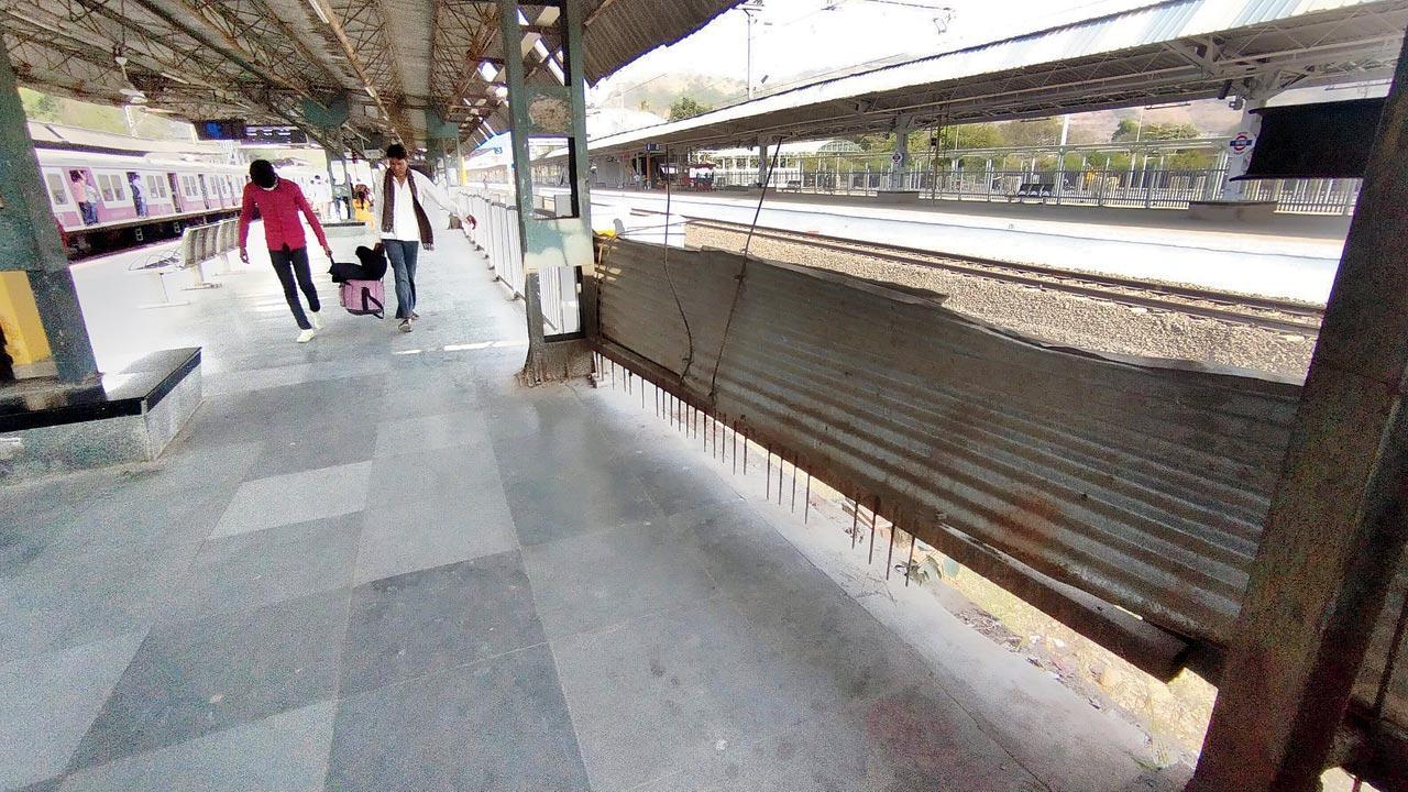  Cuts and bruises await railway commuters at new Kalwa station