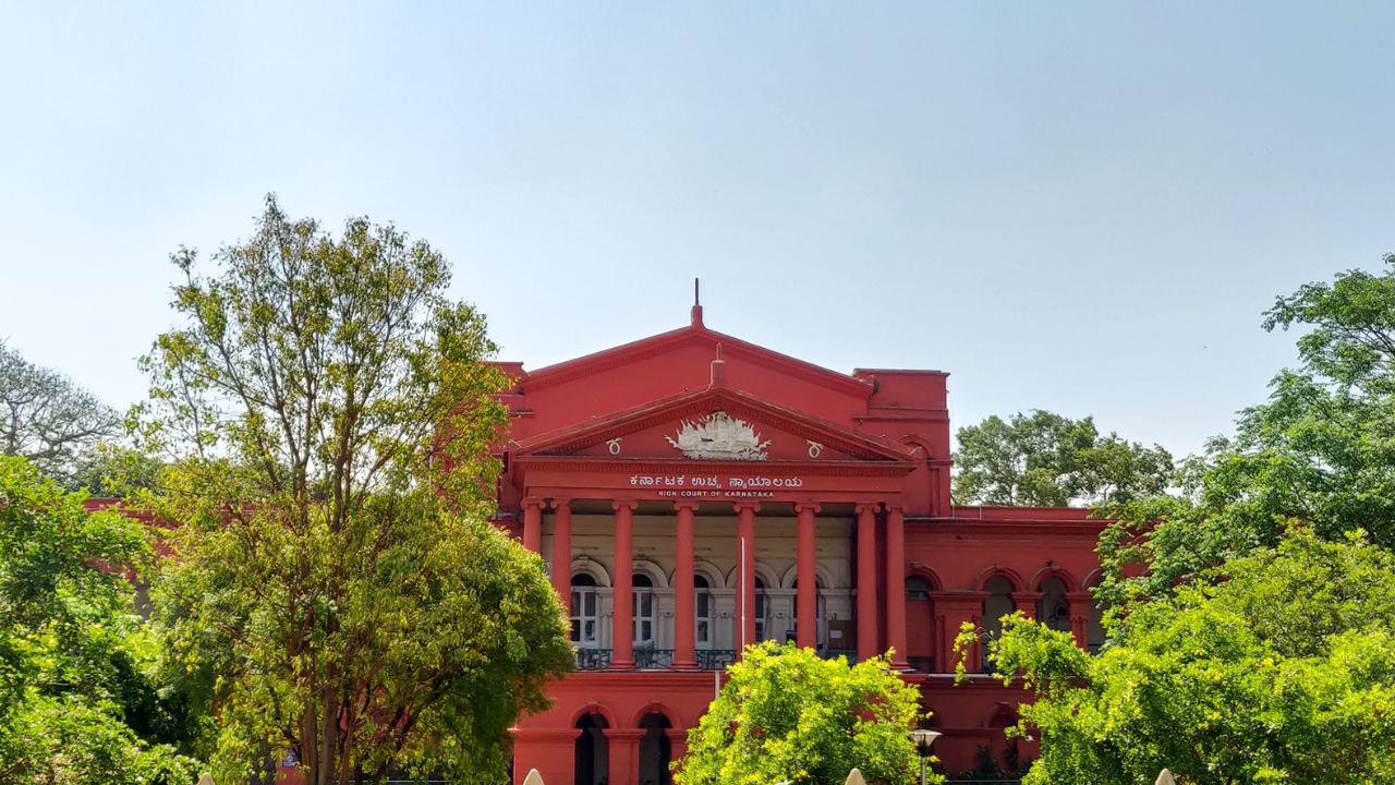 Complete arguments by this week: Karnataka High Court directs counsels on hijab row