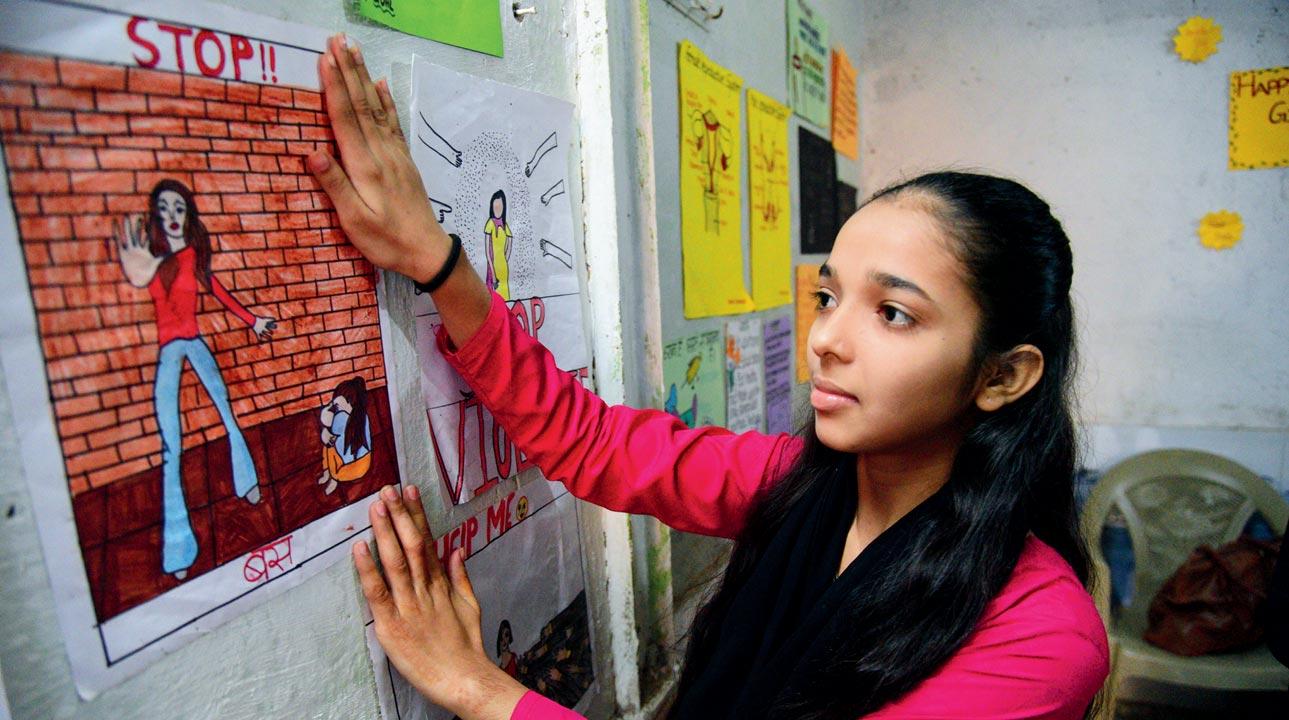 Sabiya, a Class X student, who resides in Kuala Bunder, Sewri, has already begun making posters, as part of the drive to tackle sexual harassment. Girls from the area will also be performing street plays in the neighbourhood