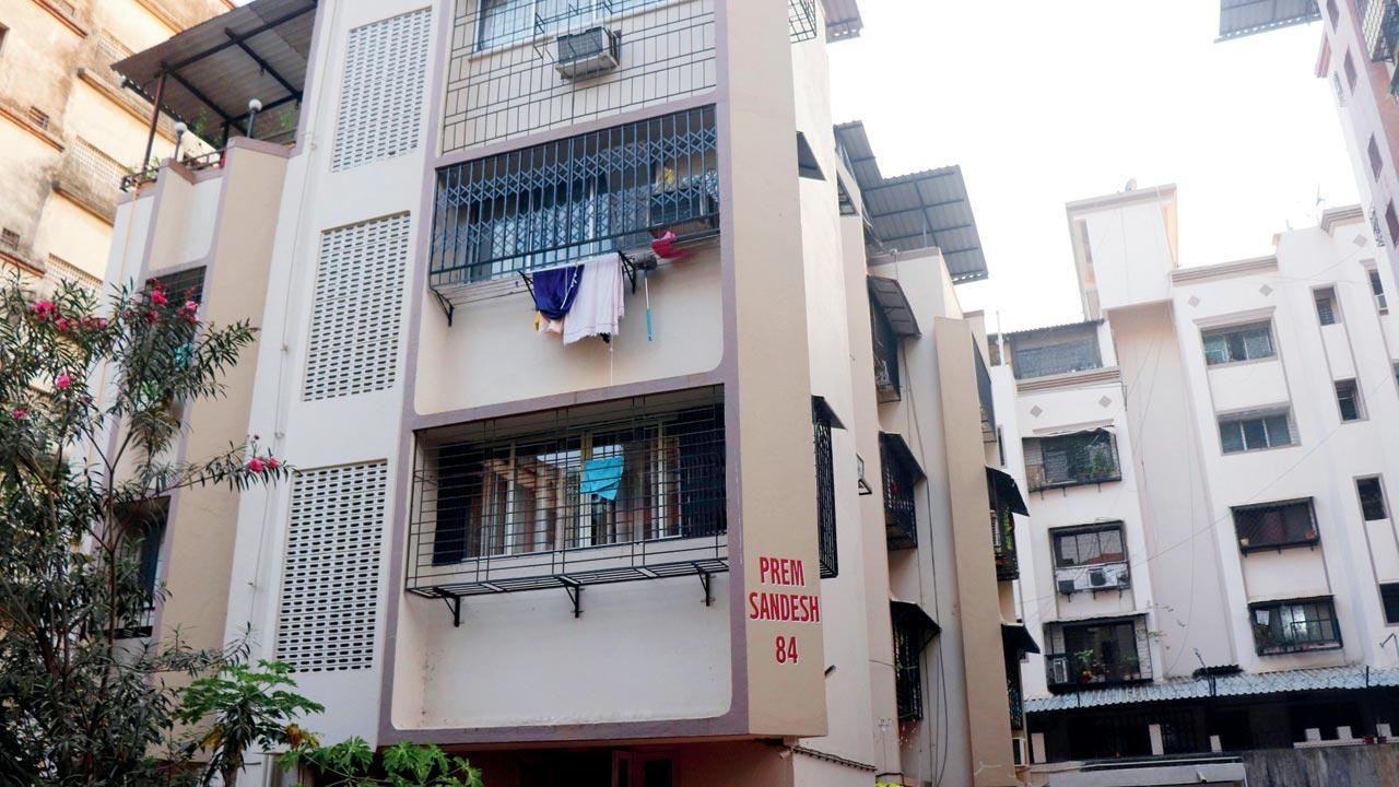 Mumbai crime: 89-year-old man kills ailing wife, mentally challenged daughter