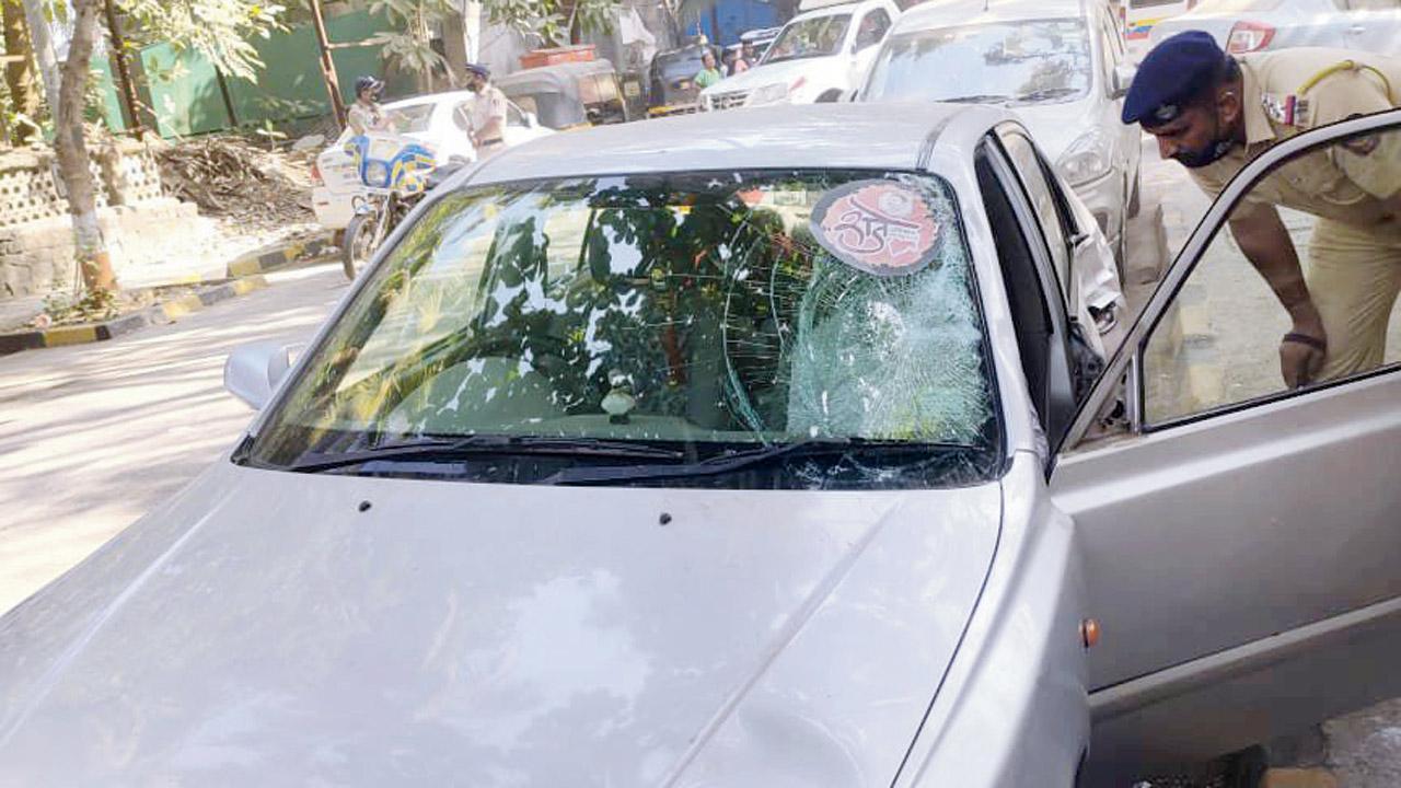 Mumbai crime: Two people waiting at BEST stop run over by speeding teen