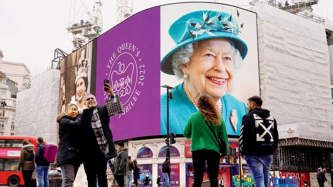 Queen Elizabeth wants Duchess Camilla to be the British Queen