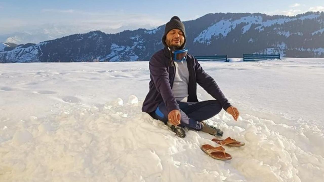 ODIA CA. Sudhir Kumar Dash successfully summits Mount Parashar in Himachal Pradesh, India