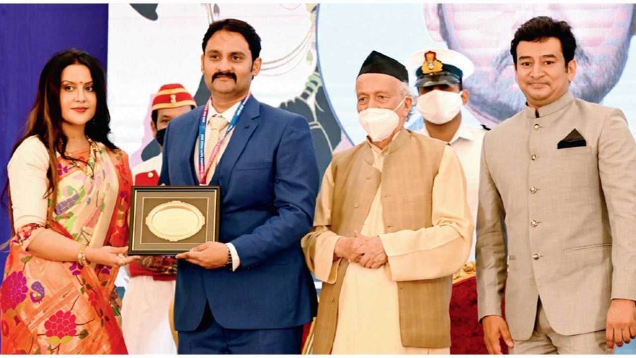Dr Sujeet JP Singh – Iconic Leader of the Year