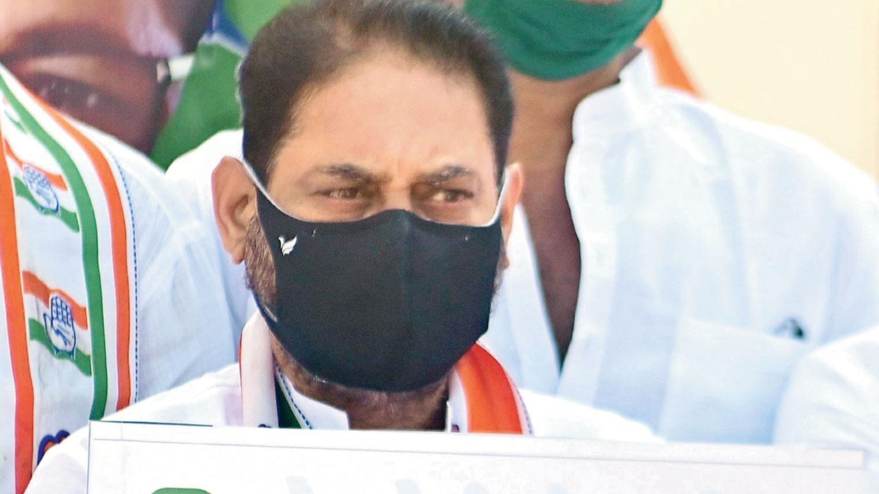 Nitin Raut, energy minister 