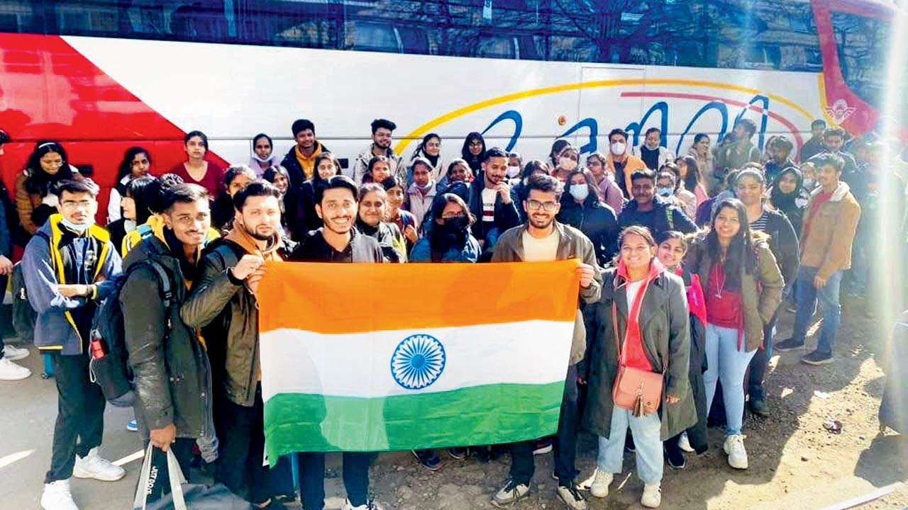 About 470 Indian students left on Friday from Chernivtsi for the Ukraine-Romania border