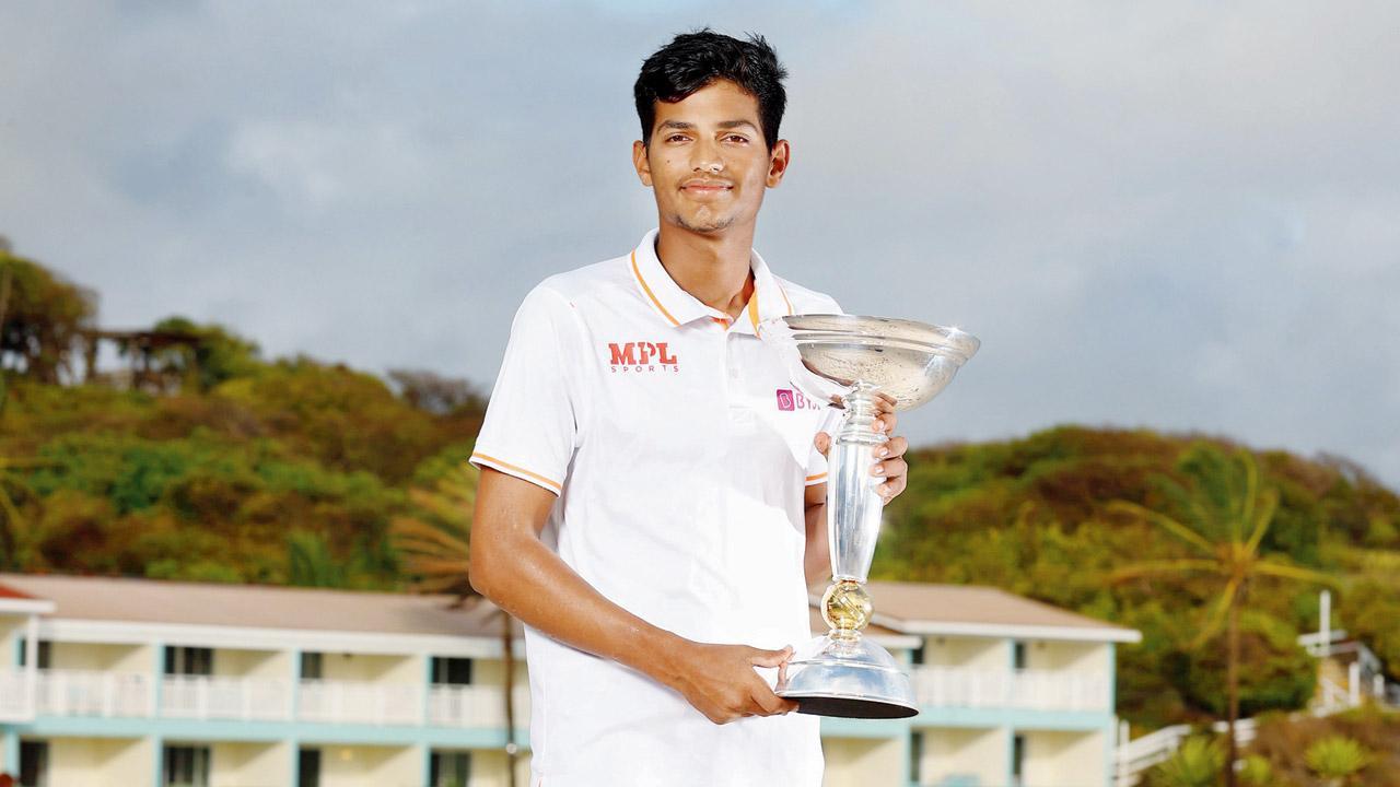 Victorious U-19 World Cup boys arrive home