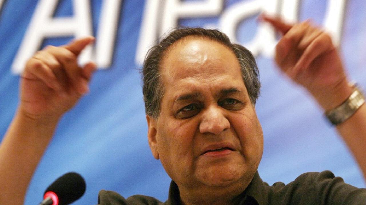 Former Bajaj Group chairman Rahul Bajaj to be cremated with full state honours: CM Uddhav Thackeray