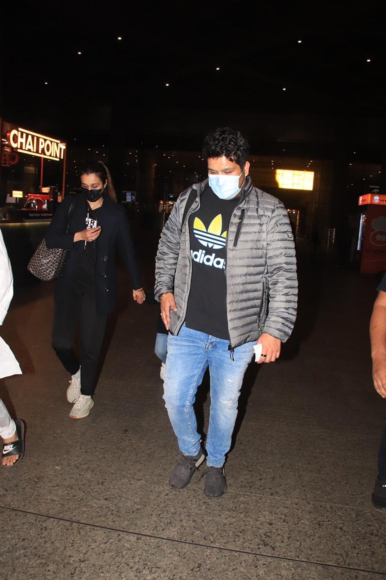 After hearing about Bappi Lahiri's demise, Bappa Lahiri left for Mumbai, for the ceremony. Bappi's son is a U.S-based singer who lives in LA.