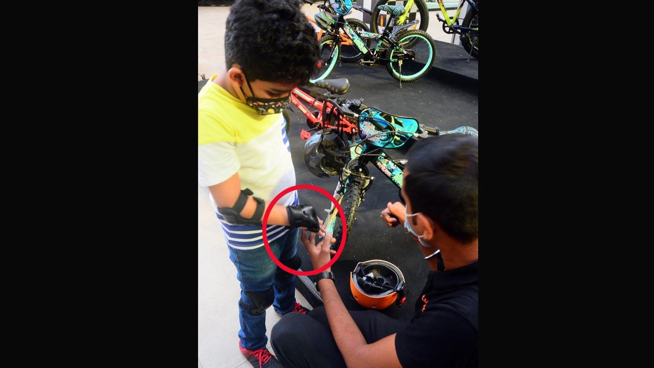 Kids cycle at Ralleyz Pit Stop. Pics/Sameer Markande
