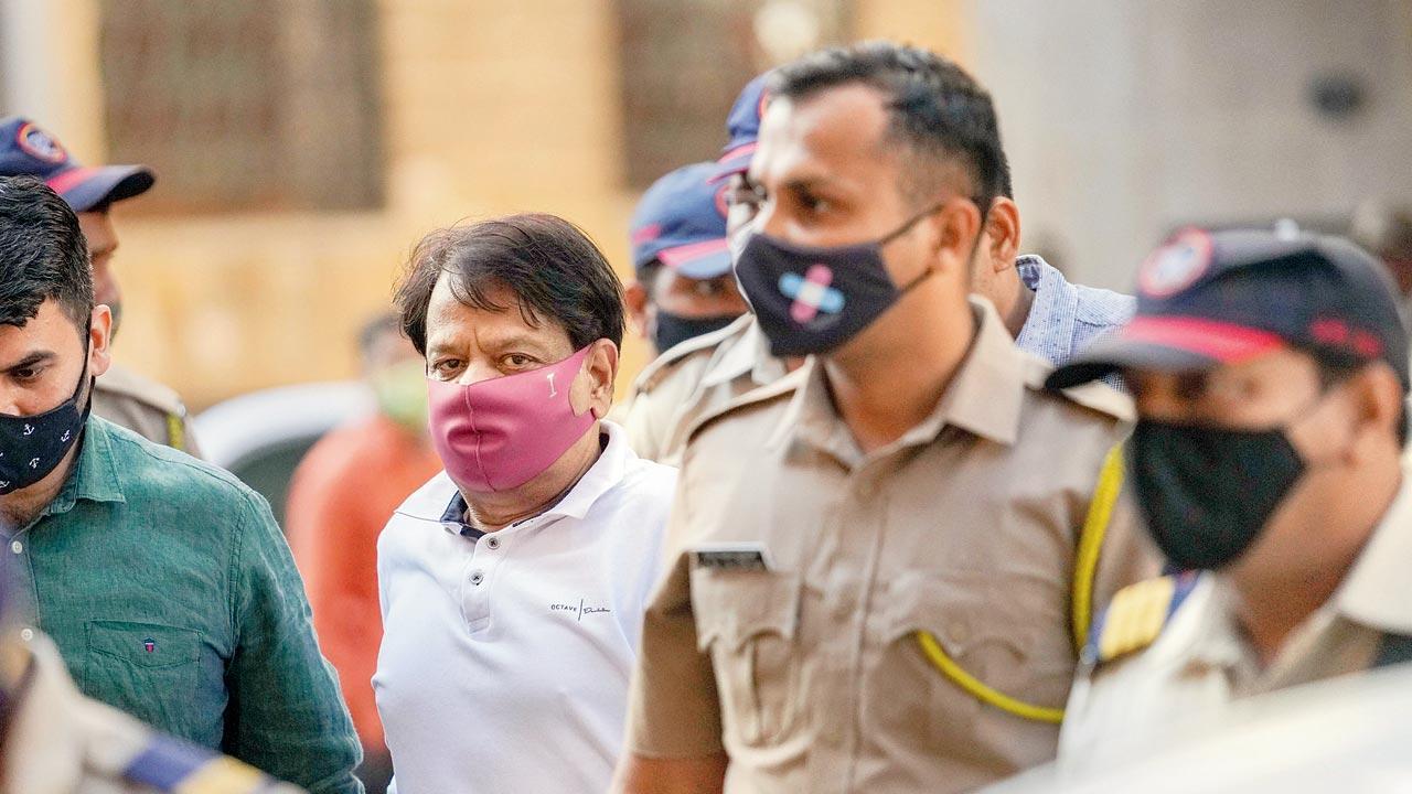 Mumbai: Court sends Iqbal Kaskar to judicial custody in money-laundering case