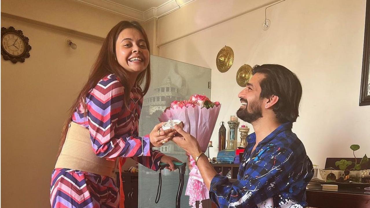 Devoleena Bhattacharjee, Vishal Singh 'not engaged', here's why