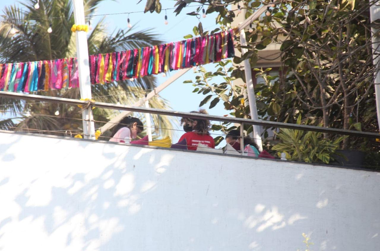 Farhan Akhtar`s residence is all decorated for the function. Farhan and Shibani have been together for over three years and have been sharing lovable pictures and posts with each other on social media. Farhan Akhtar`s residence is all decorated for the function. Farhan and Shibani have been together for over three years and have been sharing lovable pictures and posts with each other on social media.