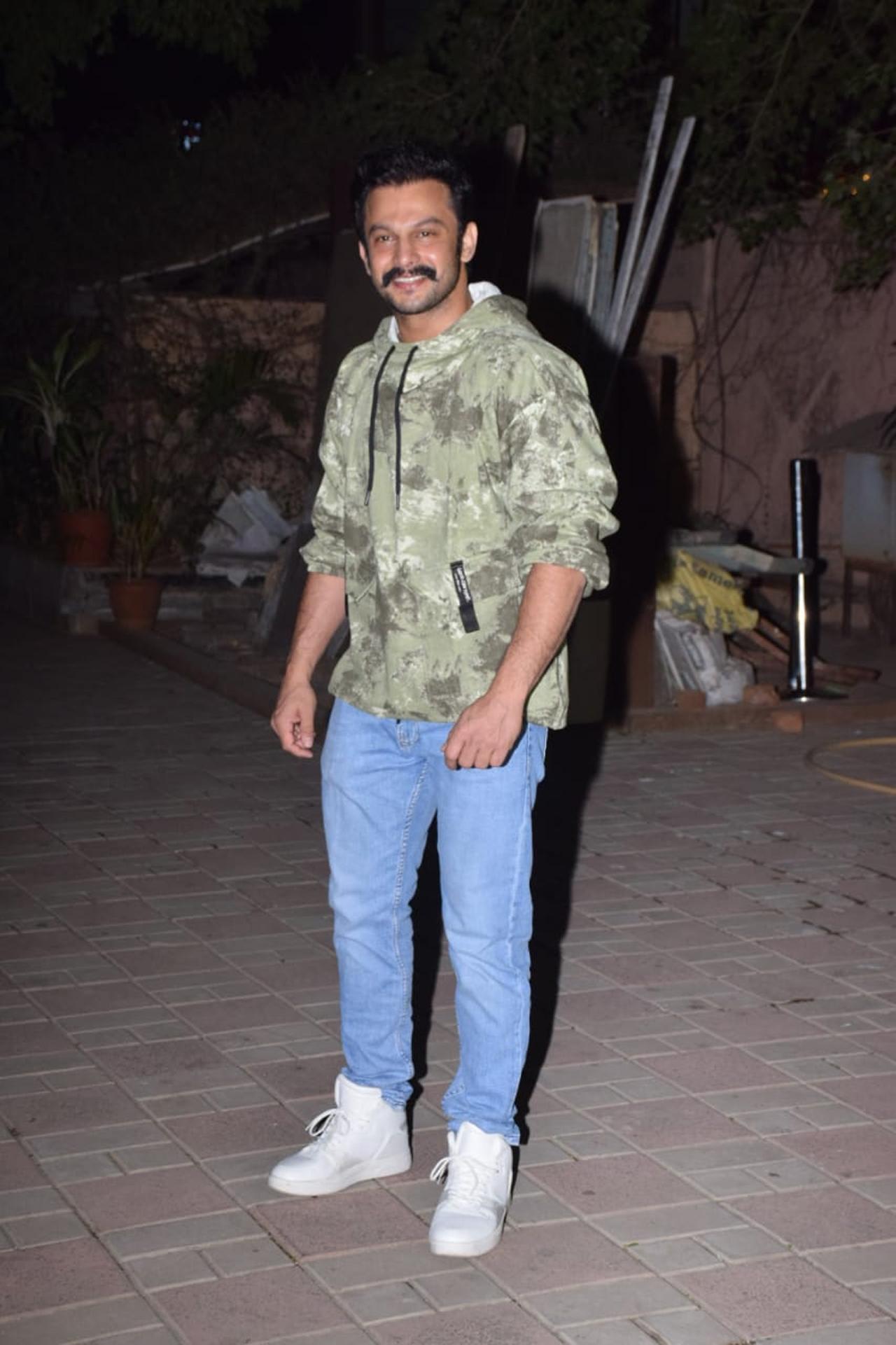 Adinath Kothare, who shared the screen space with Deepika Padukone's husband Ranveer Singh in 83, was all smiles as he attended the special screening of Gehraiyaan.