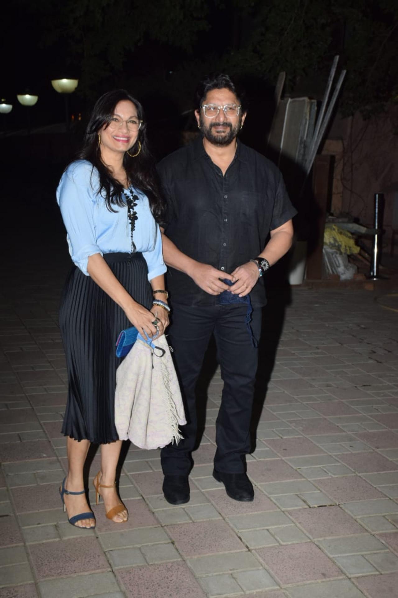 Arshad Warsi and Maria Goretti posed for the paparazzi as they arrived for the screening. While Maria was seen in a blue shirt, paired with a black skirt, Arshad opted for an all-black casual look.