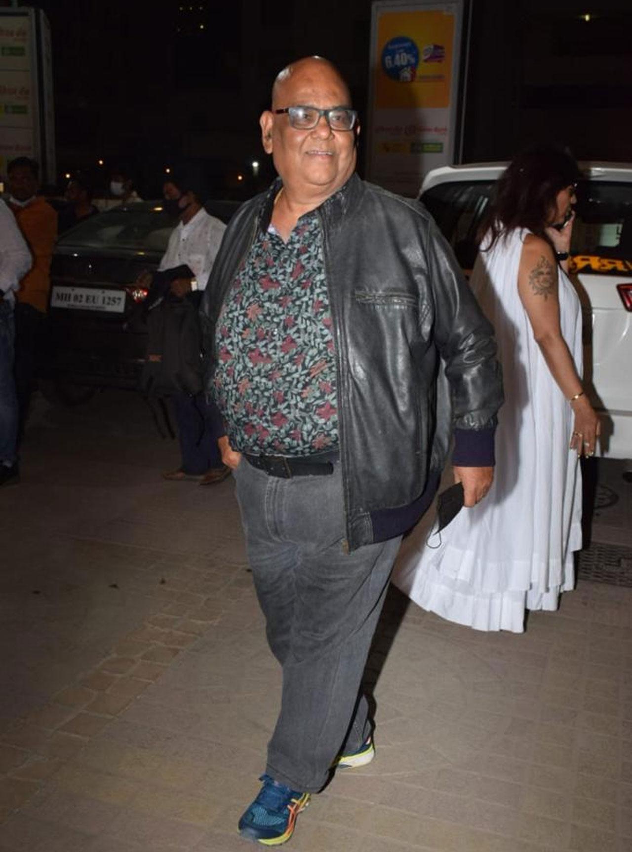 Veteran actor and director Satish Kaushik also arrived at the screening and was all smiles. Speaking to mid-day.com about how the popular number Dholida was shot Kruti says, “It’s been tremendously spiritually satisfying. We were to shoot it in January 2020 but it got postponed due to Covid-19 restrictions. I finally shot the song in January 2021 with Sanjay sir and Alia and you get to see it after a year.