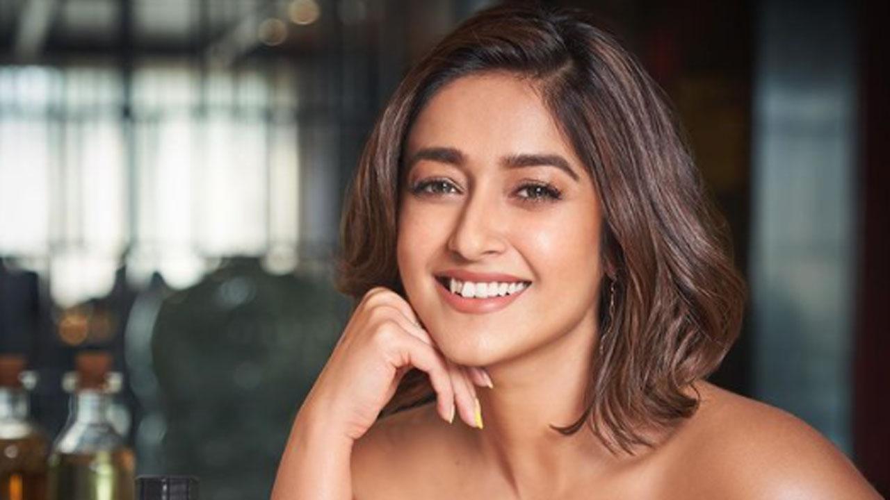 Ileana D'Cruz: Easy to get sucked into apps that get your body altered to make you slimmer