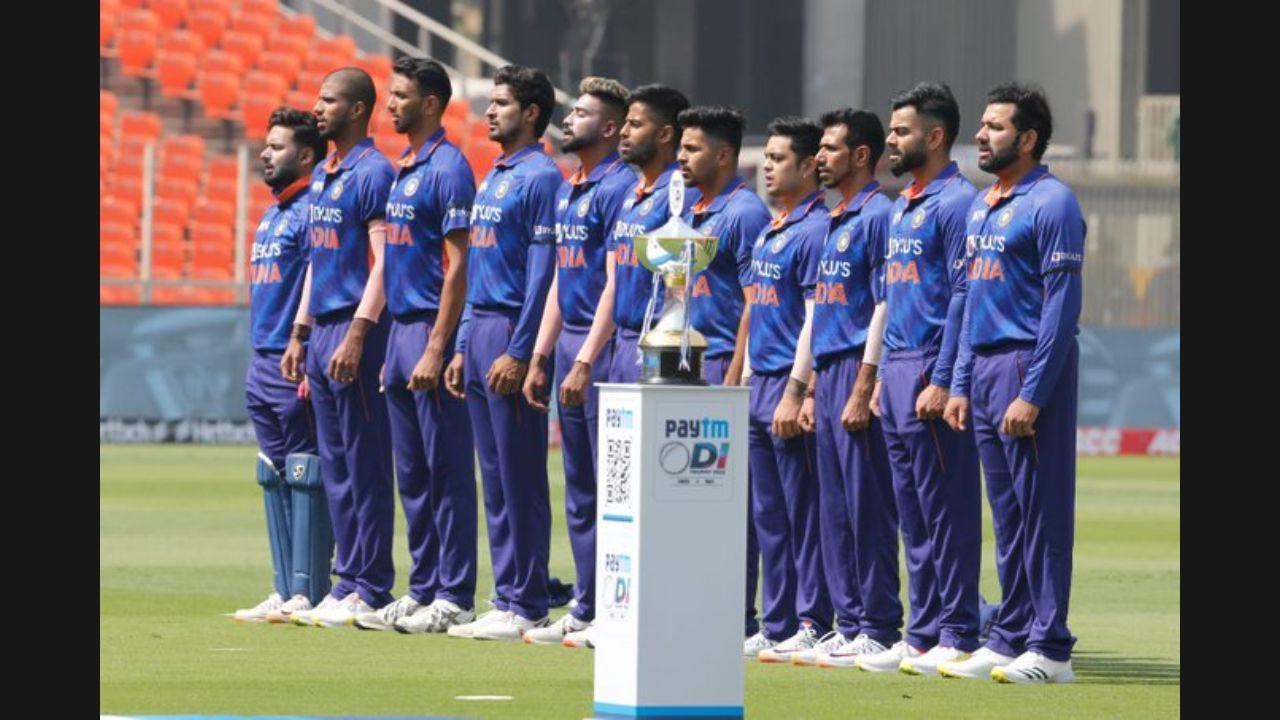 Indian team wears black armbands to pay respect to late Lata Mangeshkar