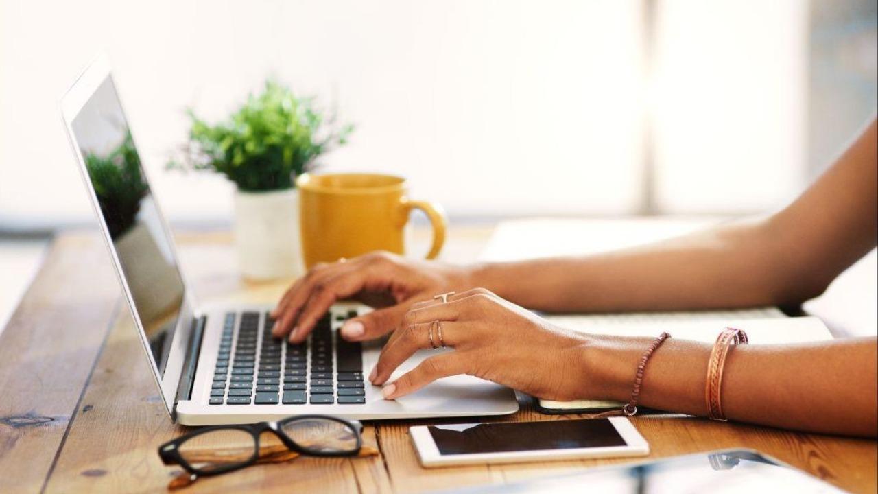 How to become a real estate agent, flight attendant among top 10 new job searches: Google