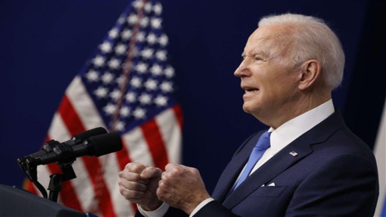 Biden warns Americans in Ukraine to leave, says sending troops to evacuate would be 'world war'