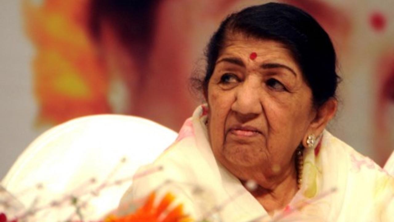 Looking back: When doctor told Lata Mangeshkar that she was being poisoned slowly