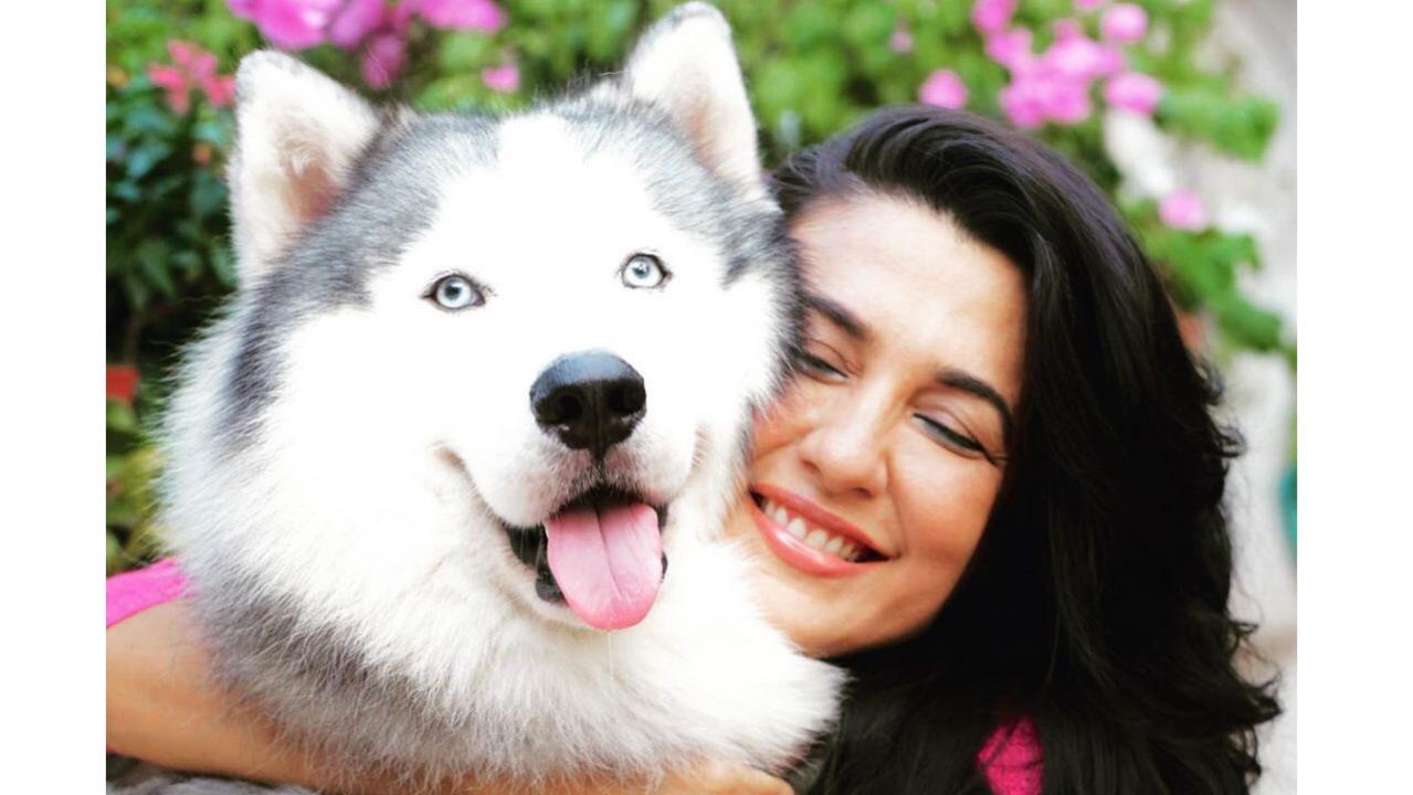 Mini Mathur: Blue Khan is an excellent soccer player