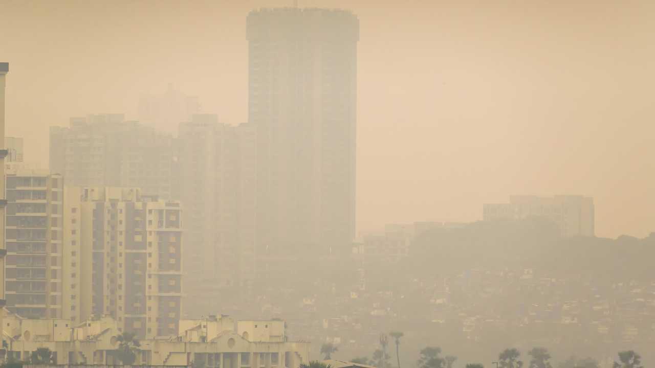Mumbai's air remains 'moderately polluted' with AQI at 166: Report