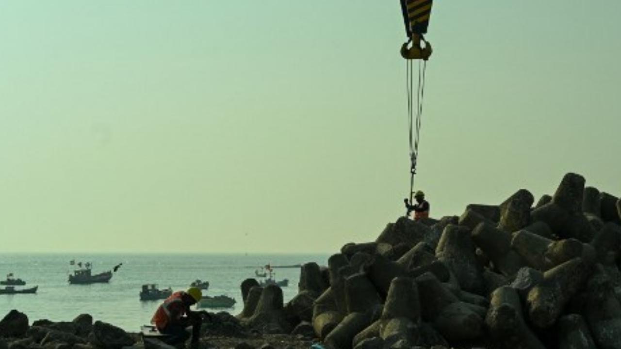 BMC budget: Mumbai Coastal Road project given topmost priority, allocated Rs 3,200 crore BMC budget: Mumbai Coastal Road project given topmost priority, allocated Rs 3,200 crore