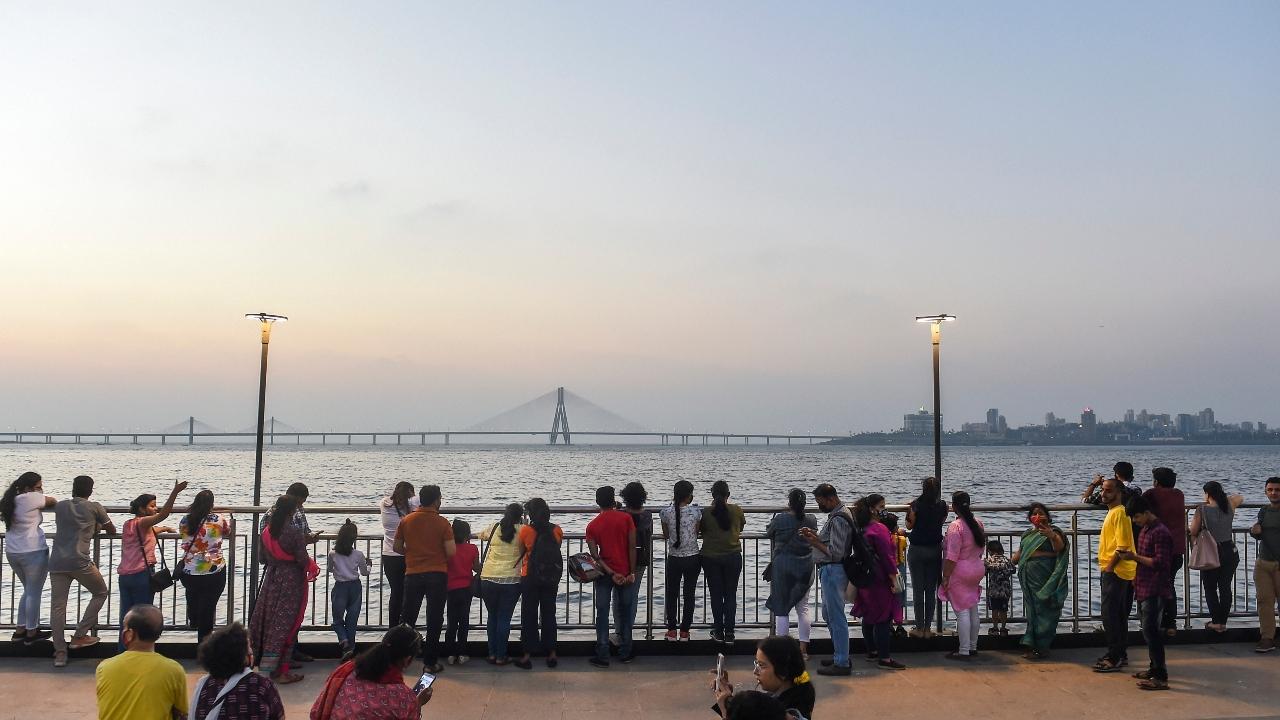 Mumbai sees 135 Covid-19 cases, 2 deaths; active tally now 1,315