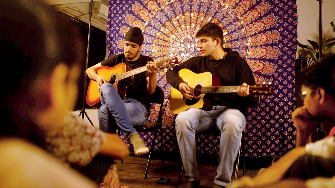 Alternative pop duo Khoya Firdaus
