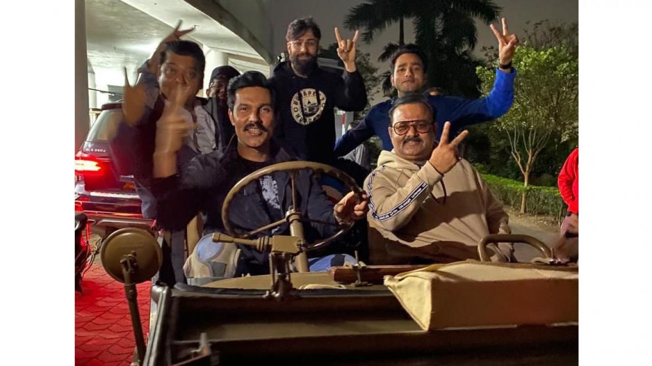 Randeep Hooda: A team that shoots together rides together