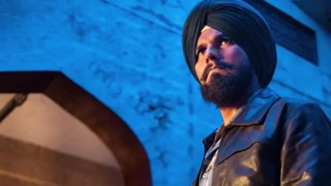 See photo: Randeep Hooda shares glimpse of his first look from Netflix series 'CAT'