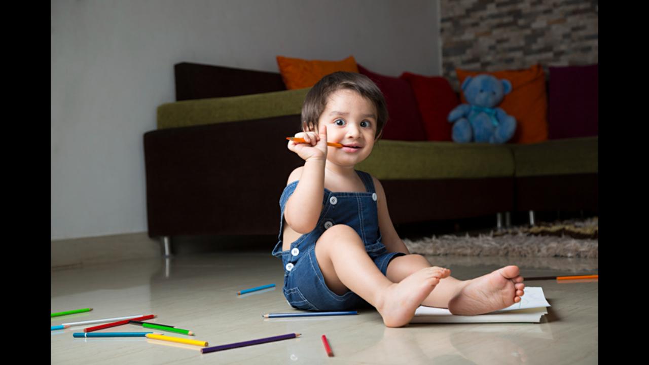 Here are some fun ways to keep your toddlers busy indoors