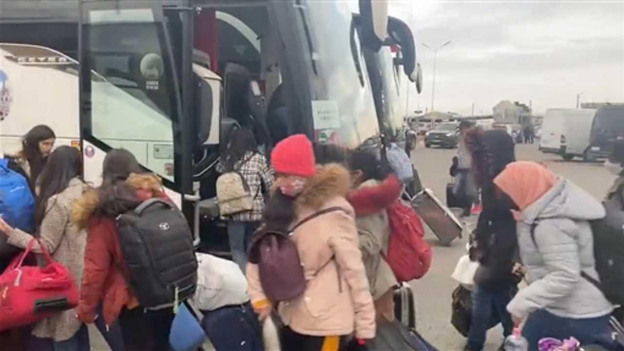 Don't move to border posts without coordination with us: Indian embassy in Ukraine to citizens