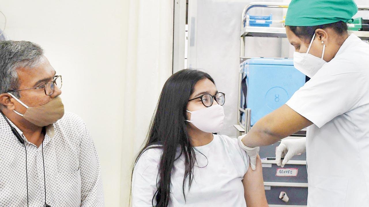 Maharashtra govt links ease of curbs with vaccinated population