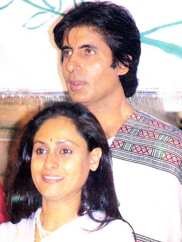 Amitabh Bachchan-Jaya Bhaduri: According to reports, the duo wanted to go to London together, but Amitabh's father, Harivansh Rai Bachchan, wanted them to get married first. They decided to tie the knot on June 3, 1973, and left for London the same day. Their marriage was held in such secrecy that despite high profile guests like the Gandhis, it was a low-key affair.