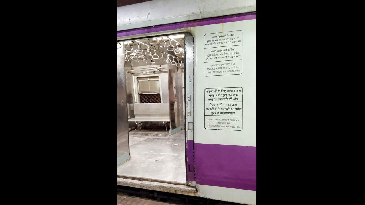 Dabbawalas, fisherfolk, vendors slam railways for not adding luggage compartments for them in AC locals