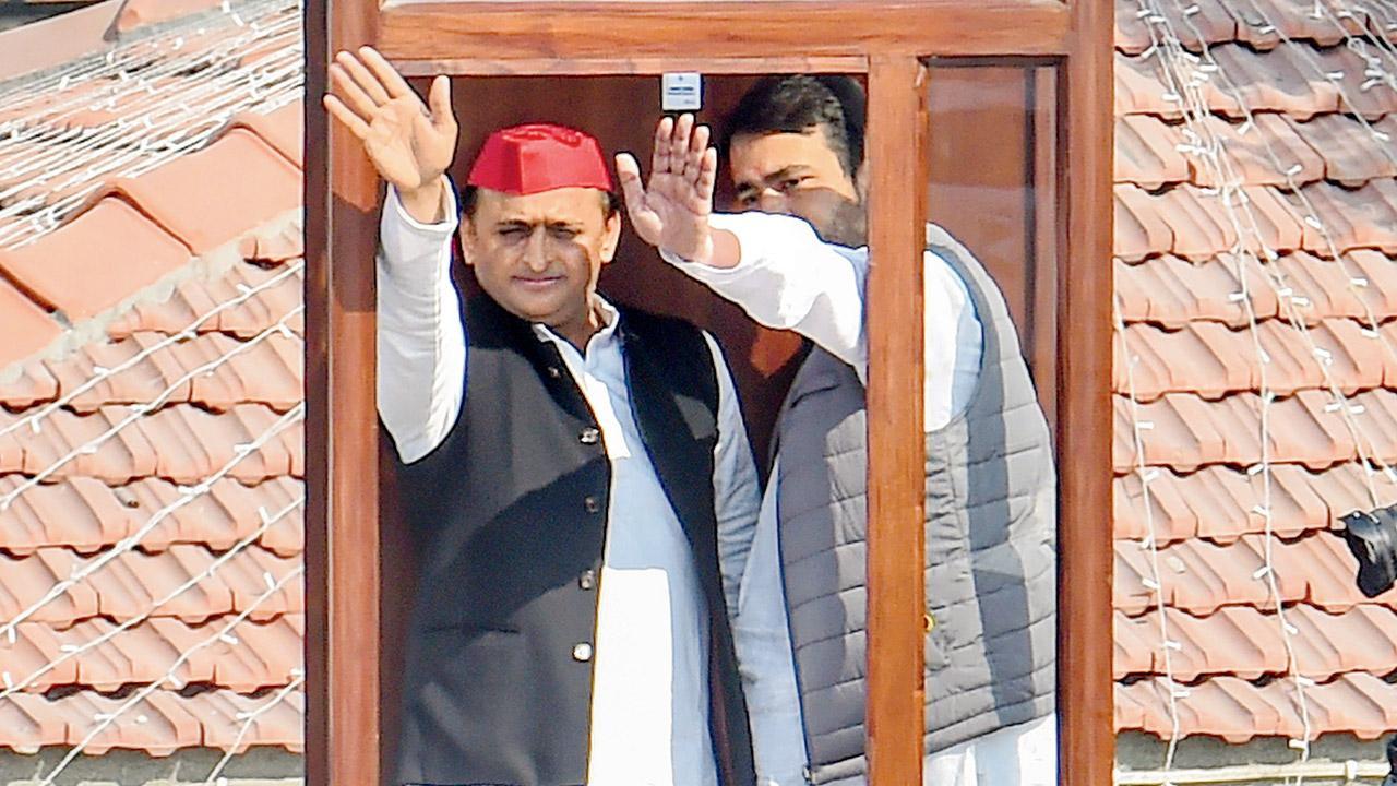 UP polls won’t have surprise result, real shock will be in Gujarat: Akhilesh Yadav