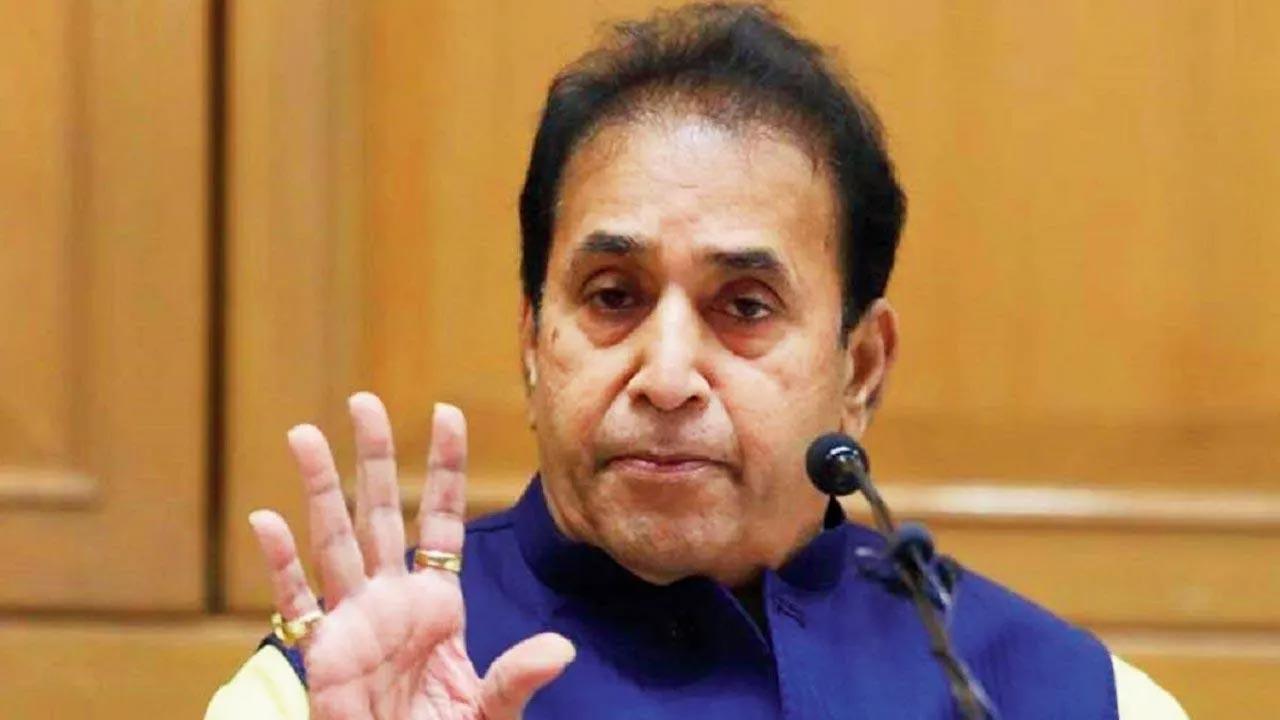 Anil Deshmukh insists before Chandiwal Commission to talk about Param Bir Singh letter's 'Param Satya'