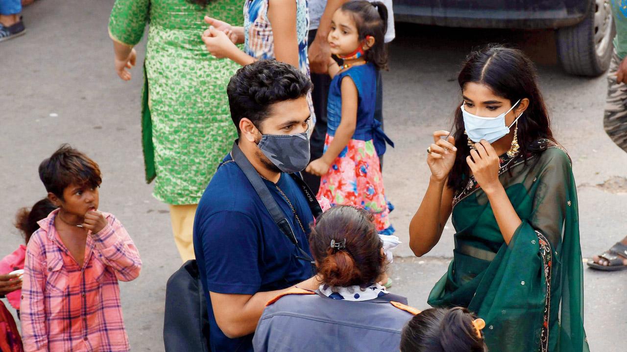mid-day has been reporting about the BMC marshals’ extortion and harassment since last year. Representation pic