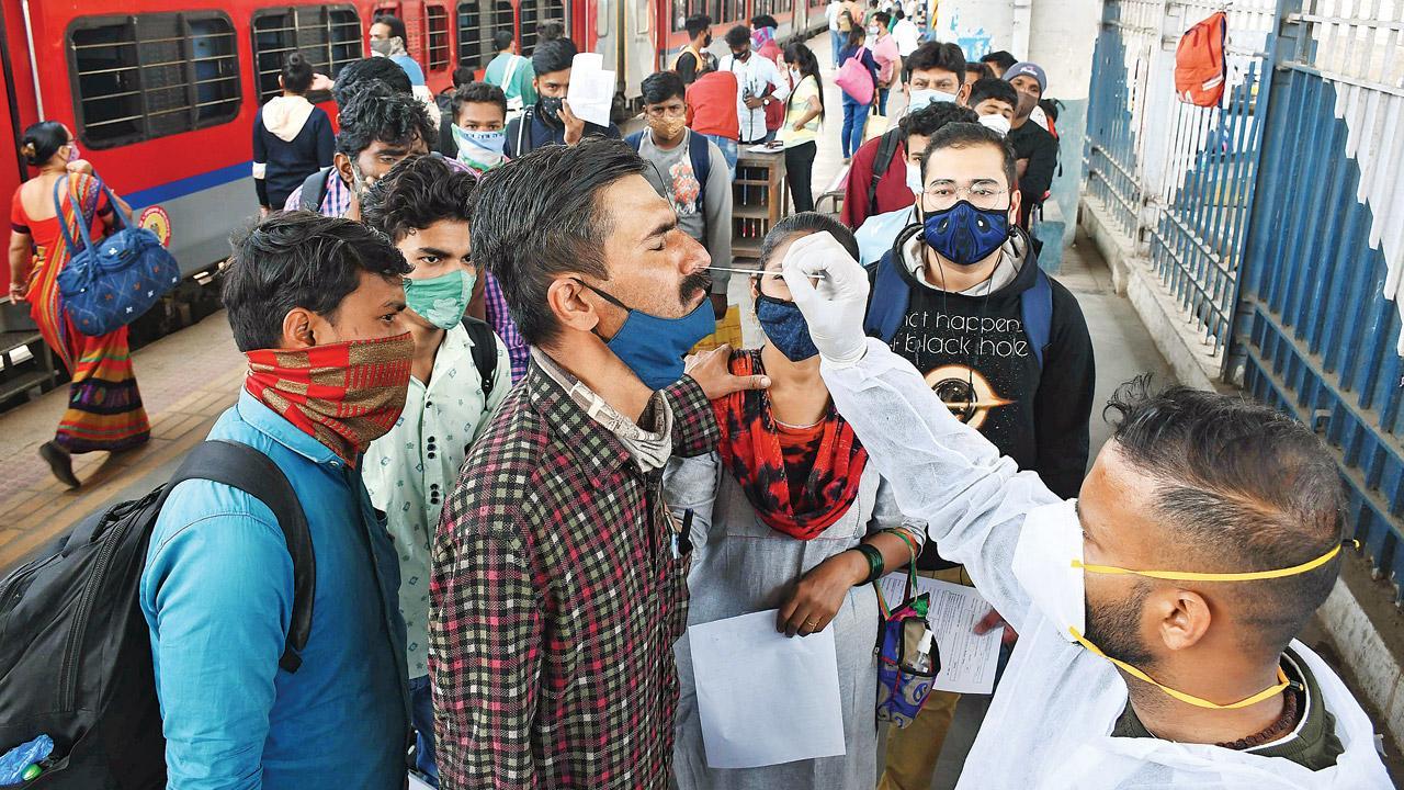 Fewer tests raise TPR to 4.73 per cent ; Mumbai sees 10 Covid-19 deaths