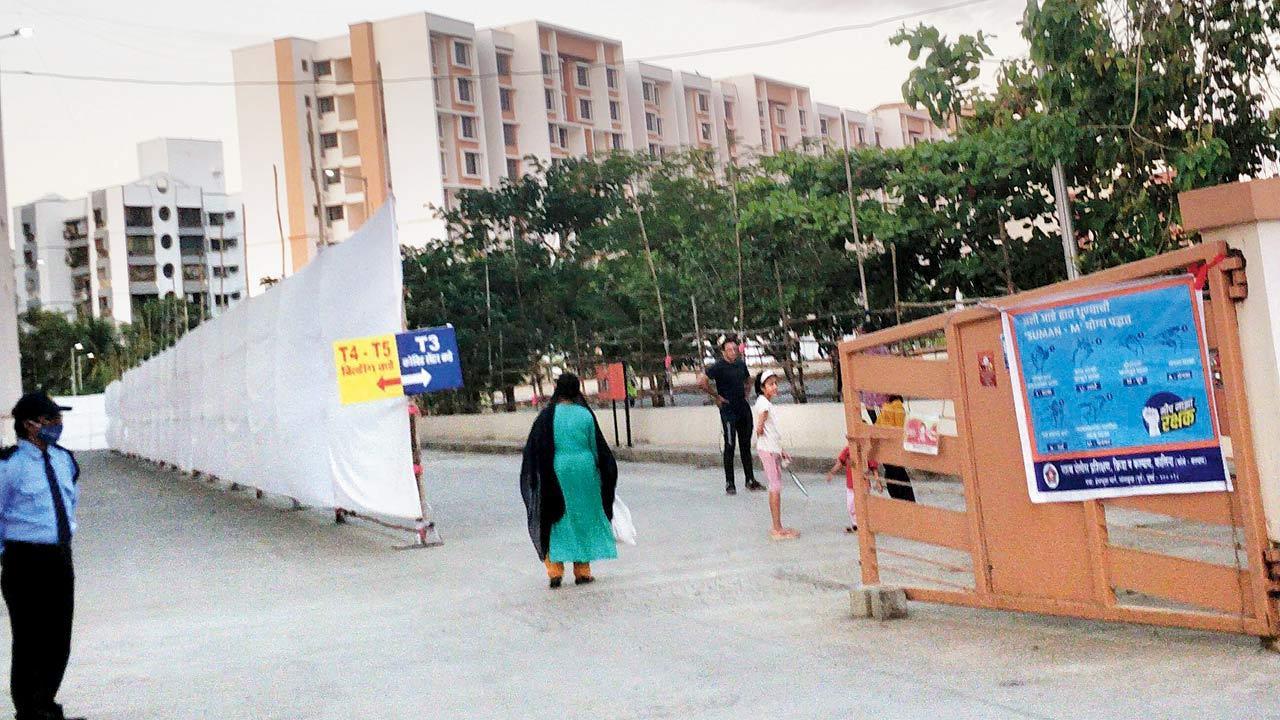 Residents oppose Covid centre inside police quarters in Kalina